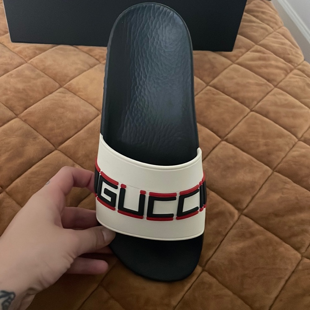 Gucci slides